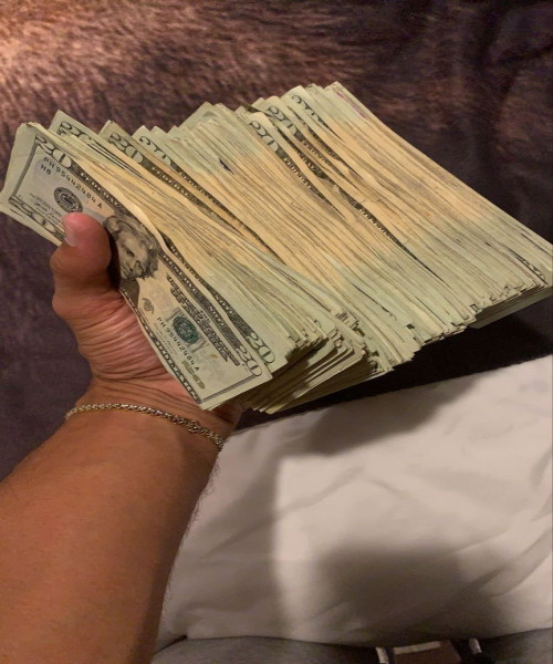 20 Dollars
